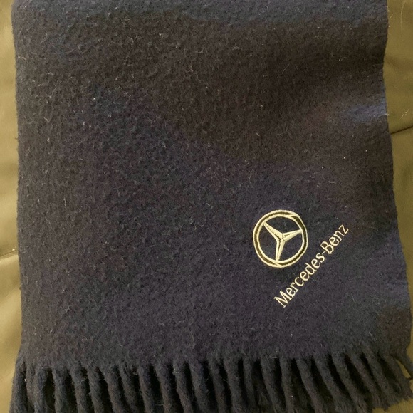 Mercedes-Benz vintage Navy Blue blanket 100%virgin wool - Picture 1 of 3